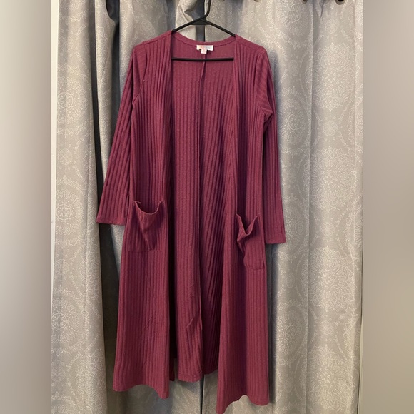 LuLaRoe Sarah cardigan Duster Pockets S Fuschia Ribbed - Picture 1 of 5